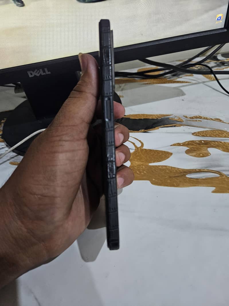 One plus N300 1