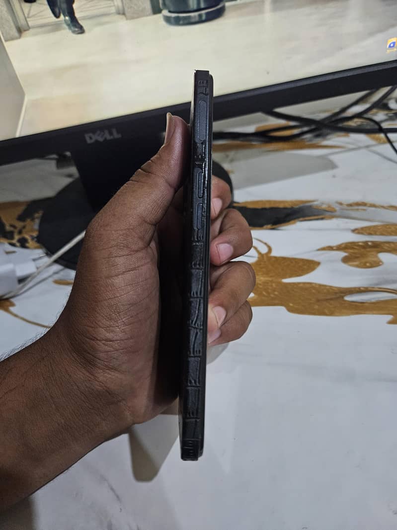 One plus N300 2