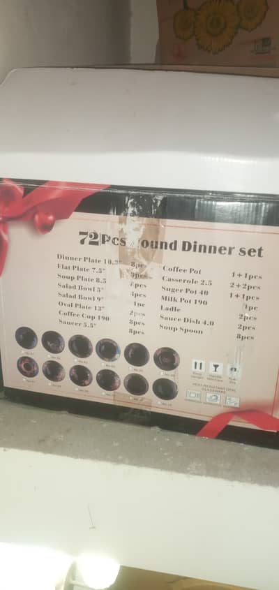 Marble dinner set in black 72 pieces