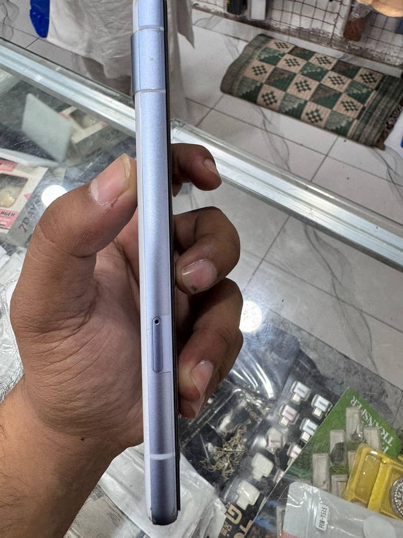 Google pixel 7A 4