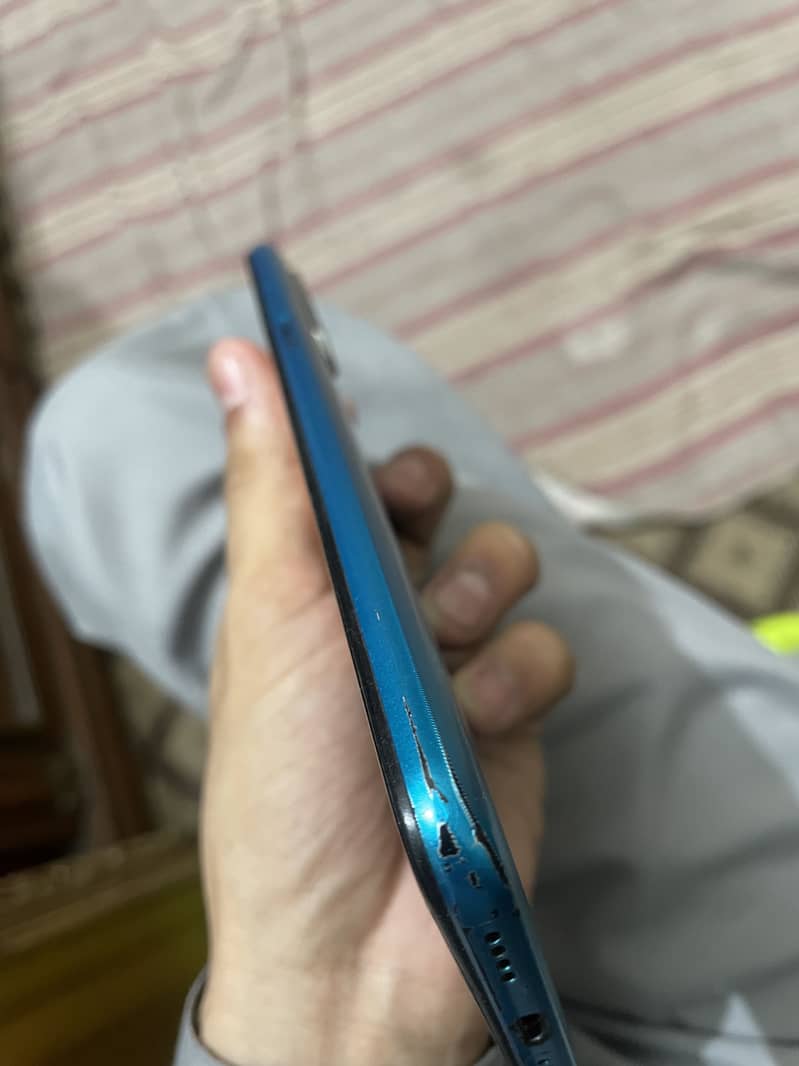 Realme 5i 3