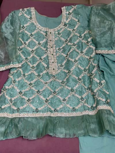 Party wear