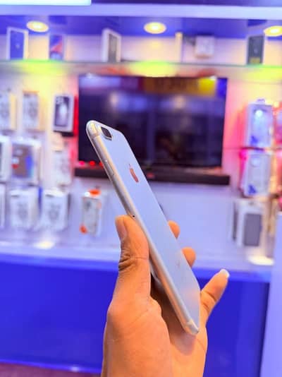 iphone 7 plus 128 GB  no open no repair PTA approved all ok
