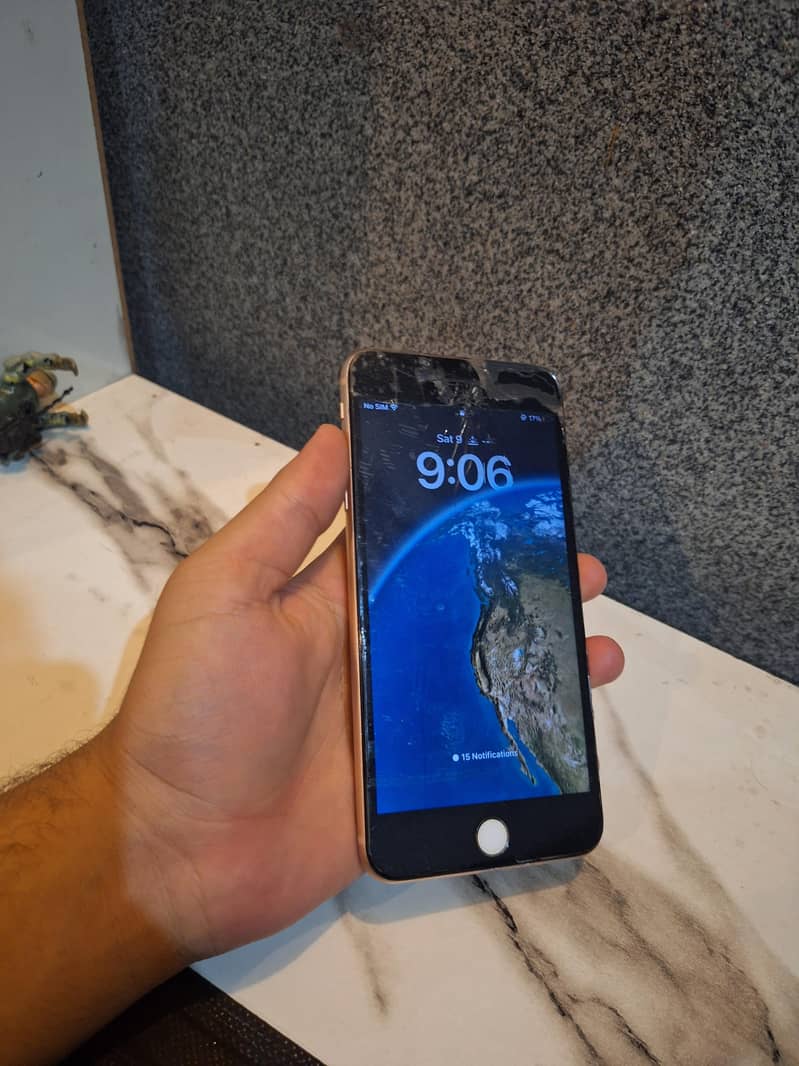 iPhone 8plus 1