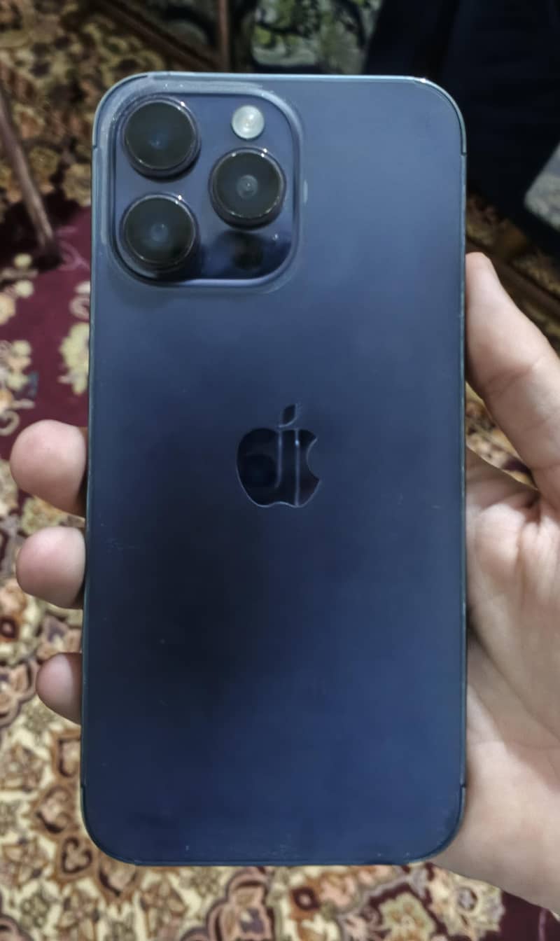 iPhone 14 Pro Max 1