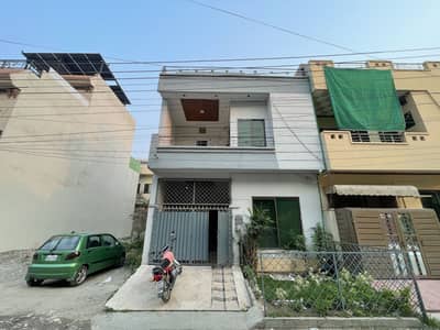 3.5 Marla House For Rent reasonable rent Hot Location in R1 block