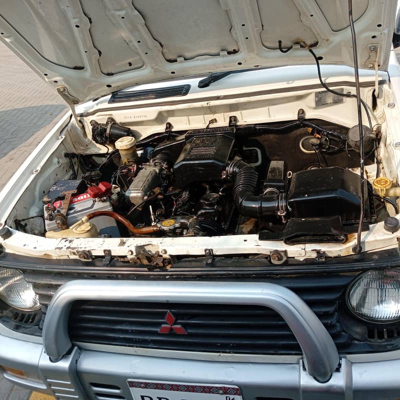 Pajero Mini 10