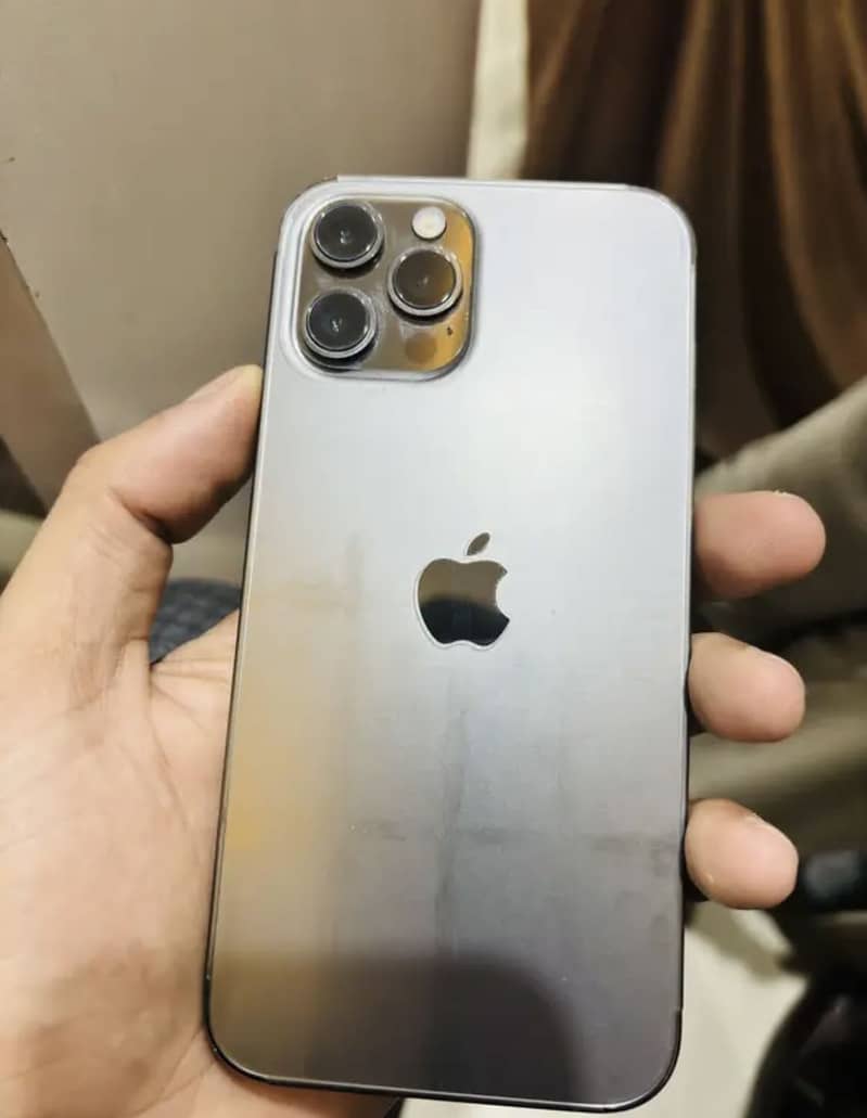 IPhone 12 Pro Max 2