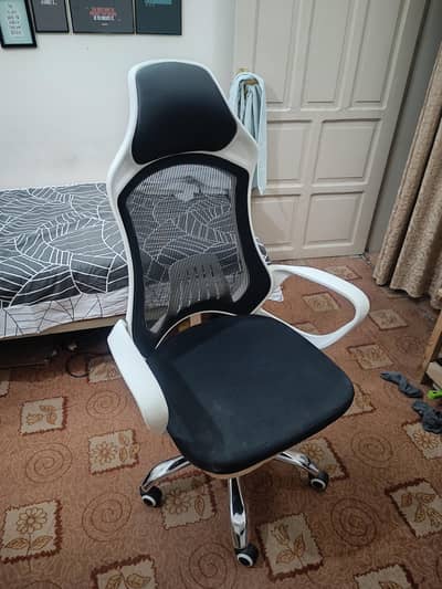Gaming/Office chair for sale (Urgent)