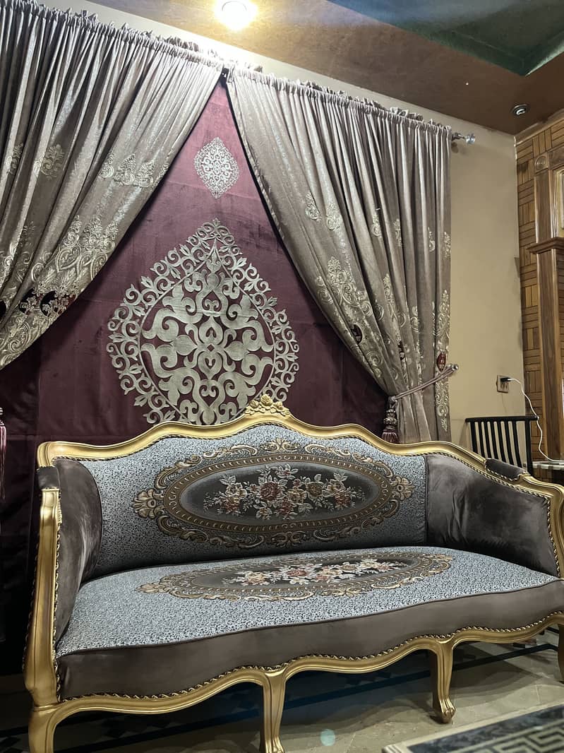 2 sofas     3 sitter 2