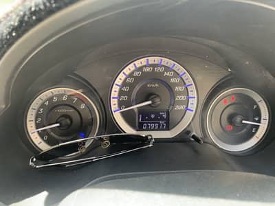 Hunda city 1.3 bumber to bumper genuine only usd in Islamabad.