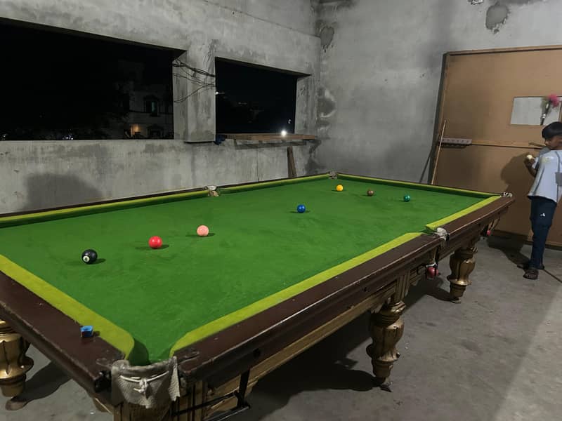Snooker table 5/10 1
