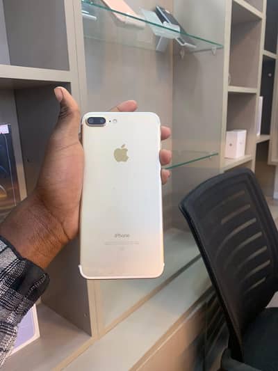 iphone 7 plus 128 GB  no open no repair PTA approved all ok