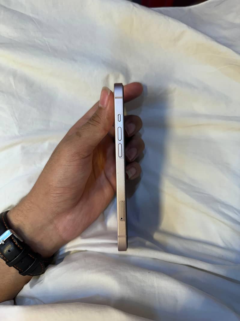 IPHONE 13 0
