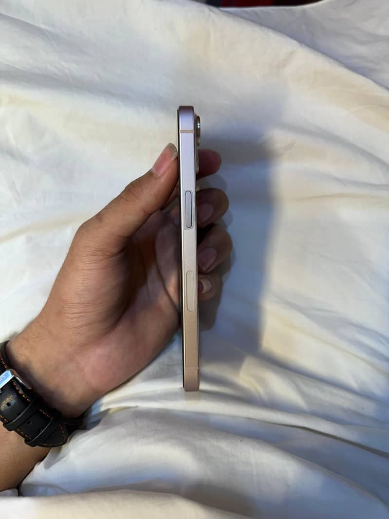 IPHONE 13 5