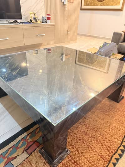 Lounge table