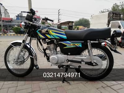 Honda 125 Black Leminated Day 1