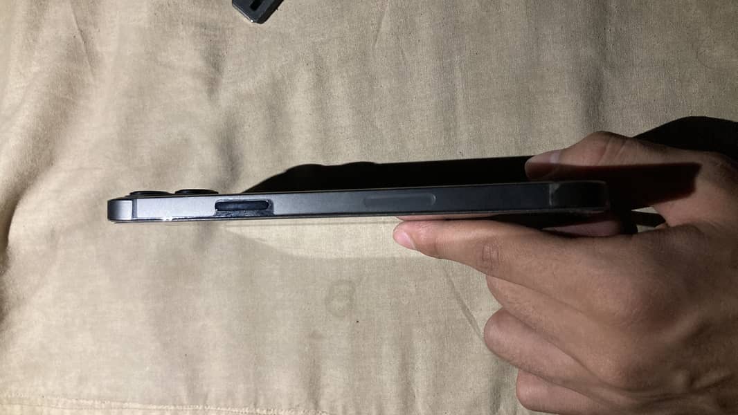 Iphone 12 pro max. 3