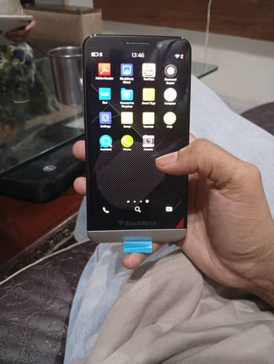 blackberry z30
