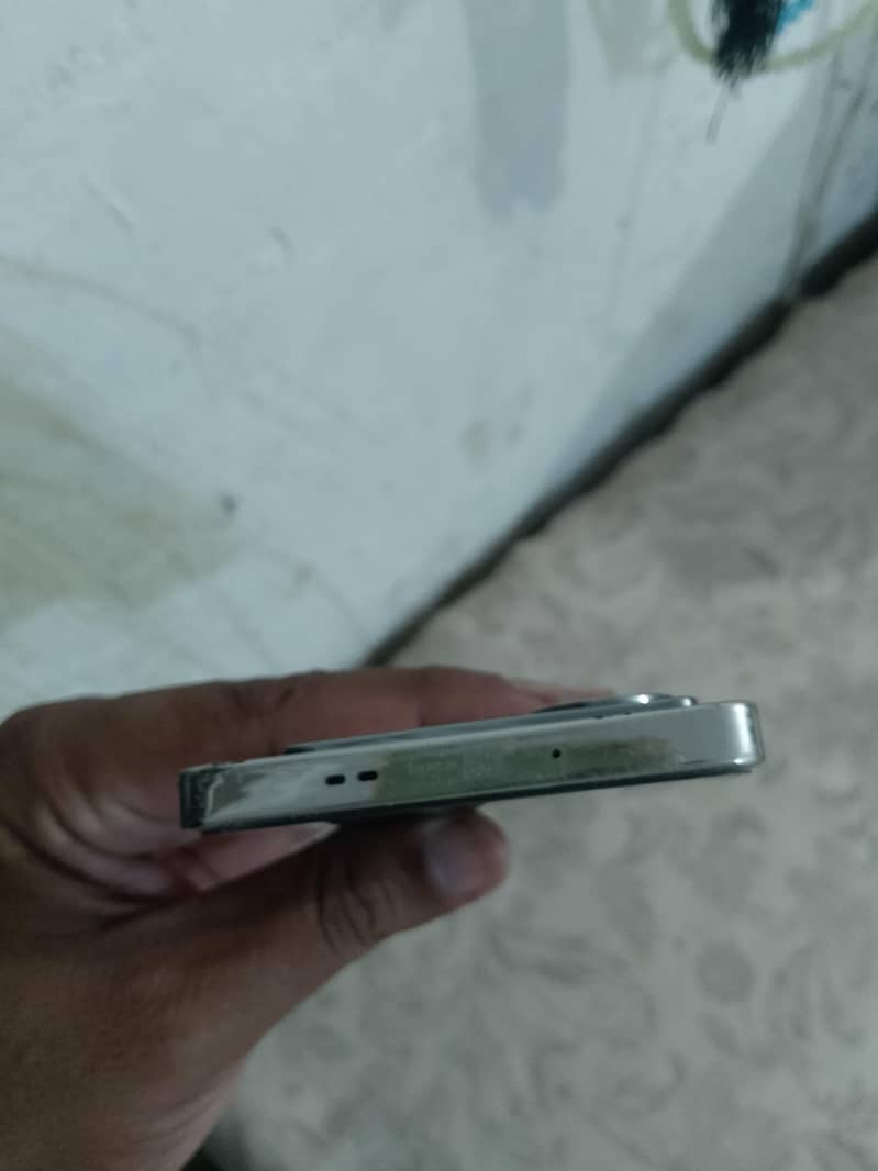 infinix note 40 complete boX 5