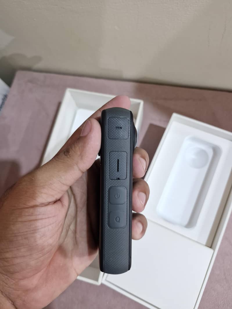 Insta360 X3 camera 2