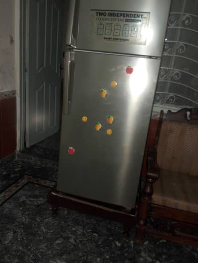Samsung fridge for sale medium size