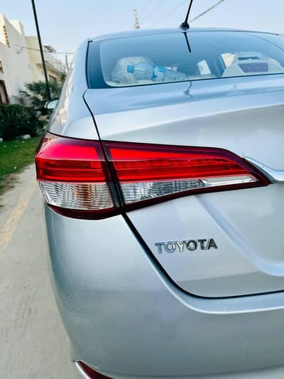 Toyota Yaris ativ
