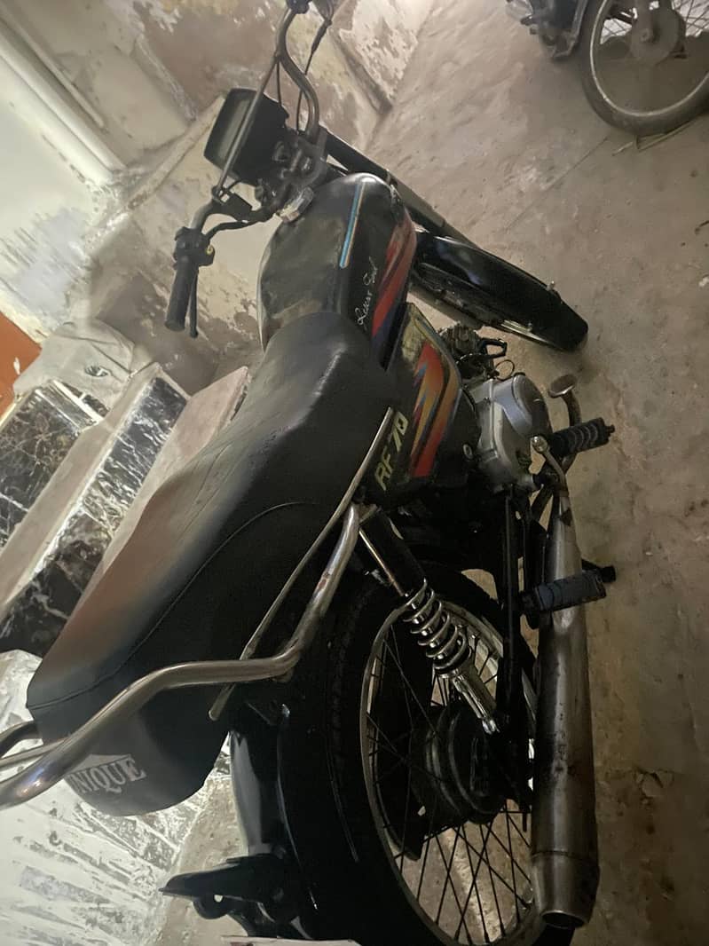 HERO70 1