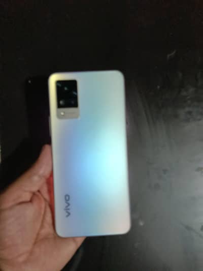 vivo v21