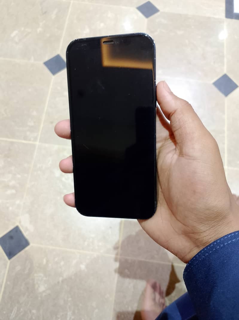 iPhone 12 2