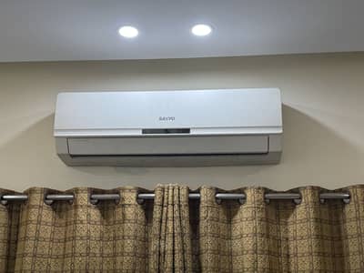 SANYO 1.5 TON AC FOR SALE