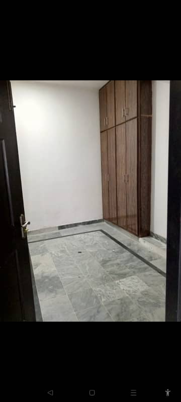 Single flat for rent 1
