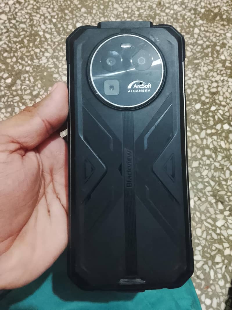 Blackview BV8100 2