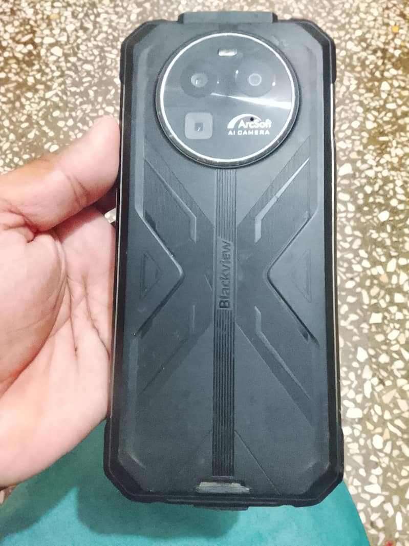 Blackview BV8100 4
