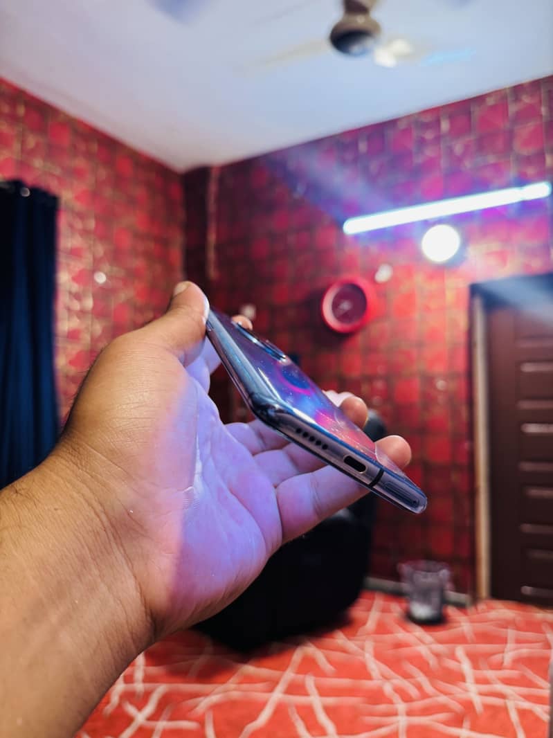 One plus 7T 13