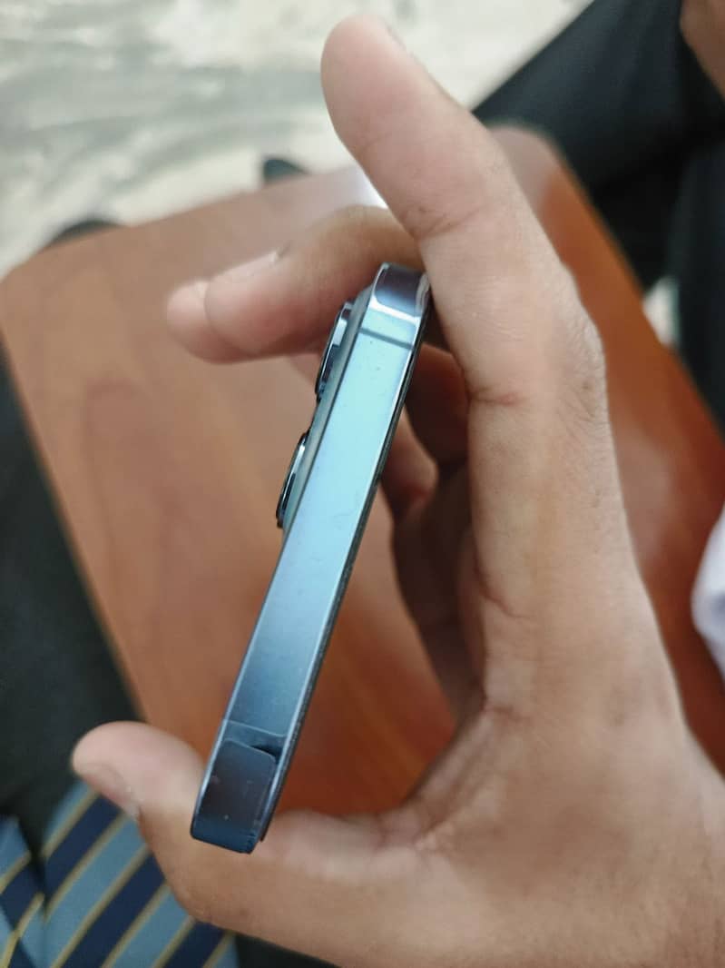 iPhone 2