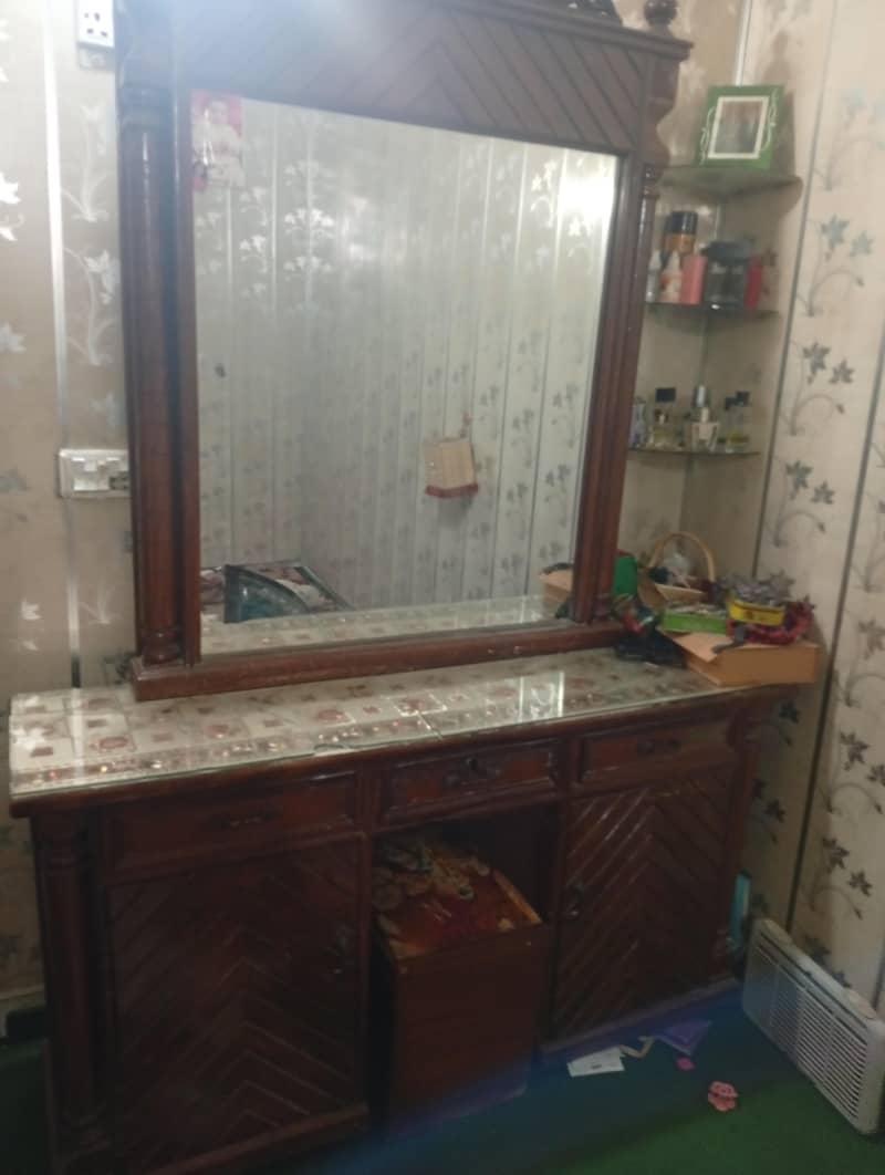 Dressing table for sake 0