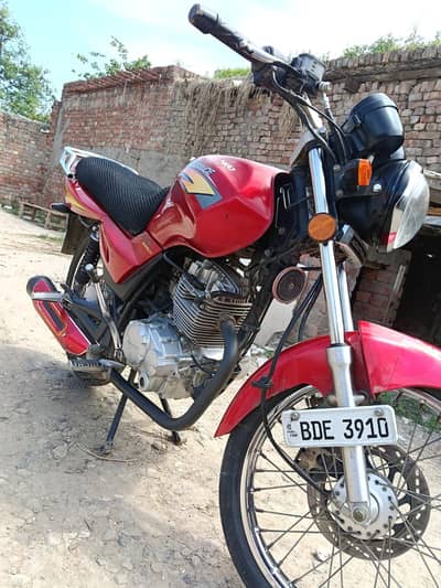Twister 125 bike available for sale 21 model all ok