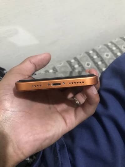 Iphone xr covert 17  03440608194 watsap number