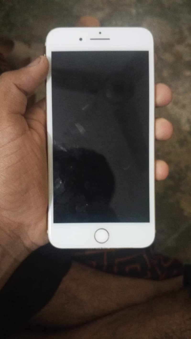 Apple iPhone 8 Plus 3