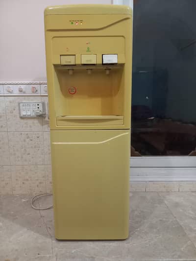 SG  3 taps water Dispenser