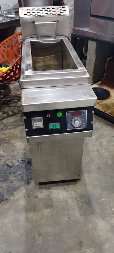 new like fryer for sale only one month used