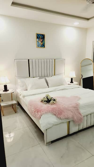 One bedroom apartment per day Avlable Gulbarga green Lslamabad fully furnished