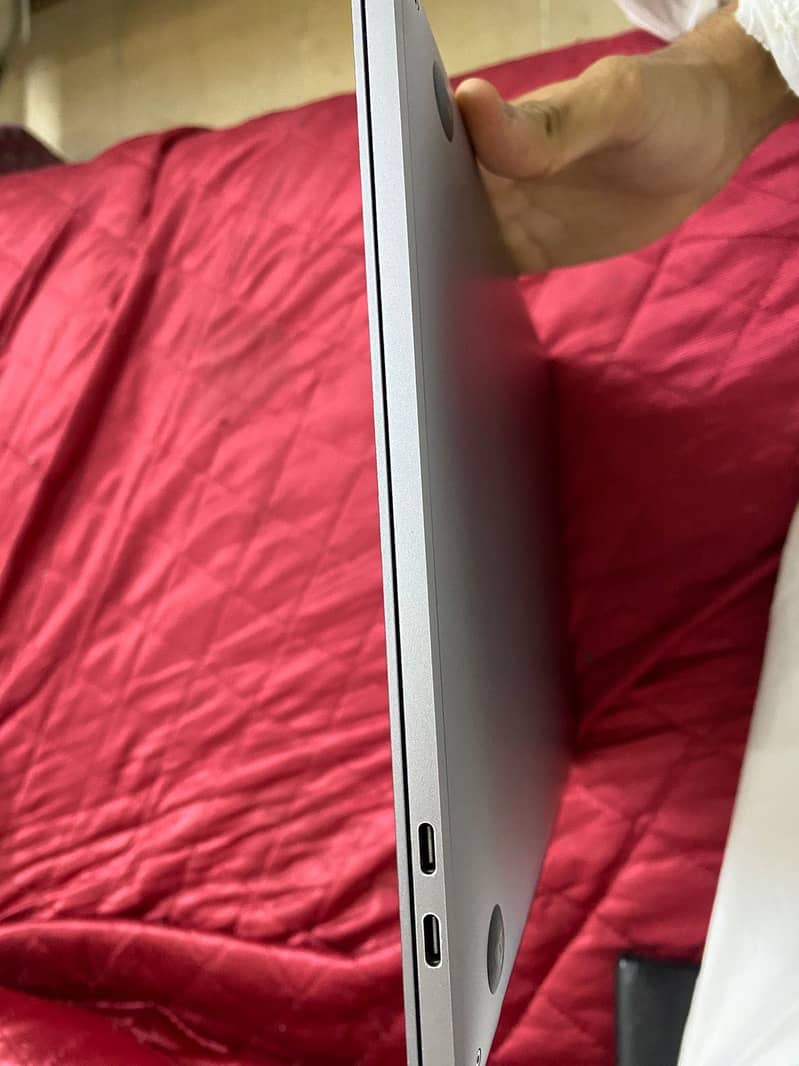 MacBook Pro 2019 4