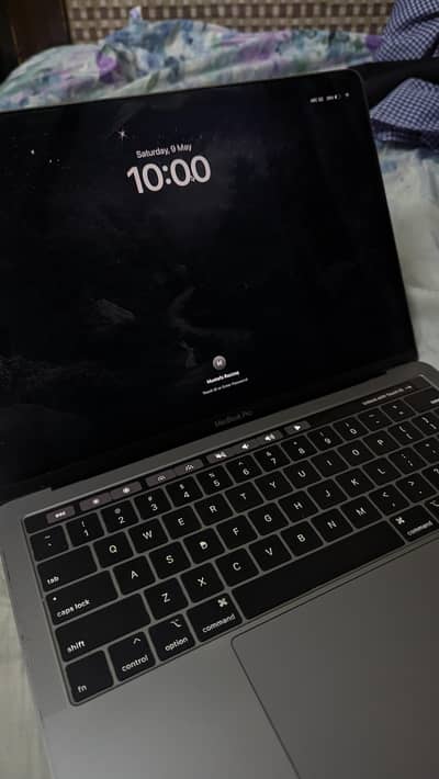 MACBOOK PRO 2018 (URGENT SALE)