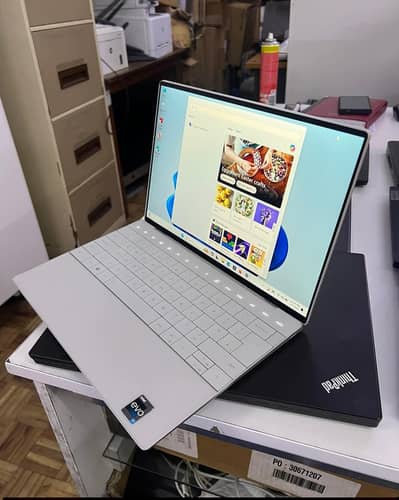Dell XPS 9320 UltraBook Business Laptop