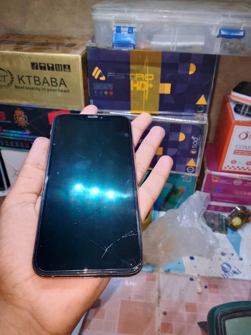 iphone xs 12