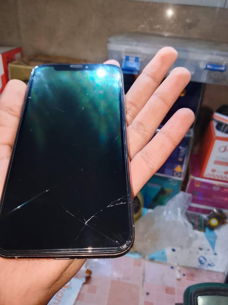 iphone xs 15
