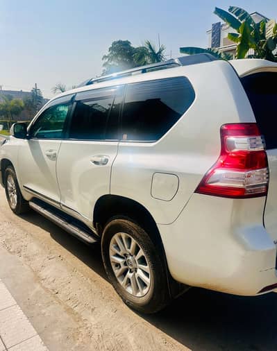 Toyota prado tx total genuine
