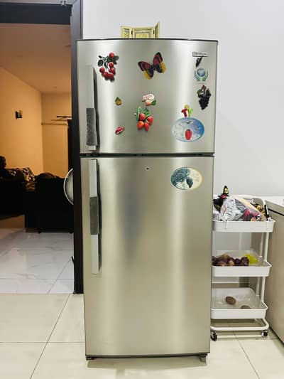Imported No Frost Kenwood Full sized Refrigerator